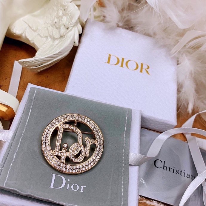 Dior Brooch 01lyh36